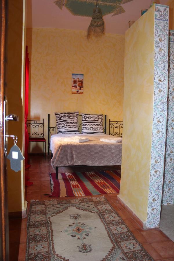 Kasbah Lucas Hostel Akhendachou n'Ait Ouffi ภายนอก รูปภาพ