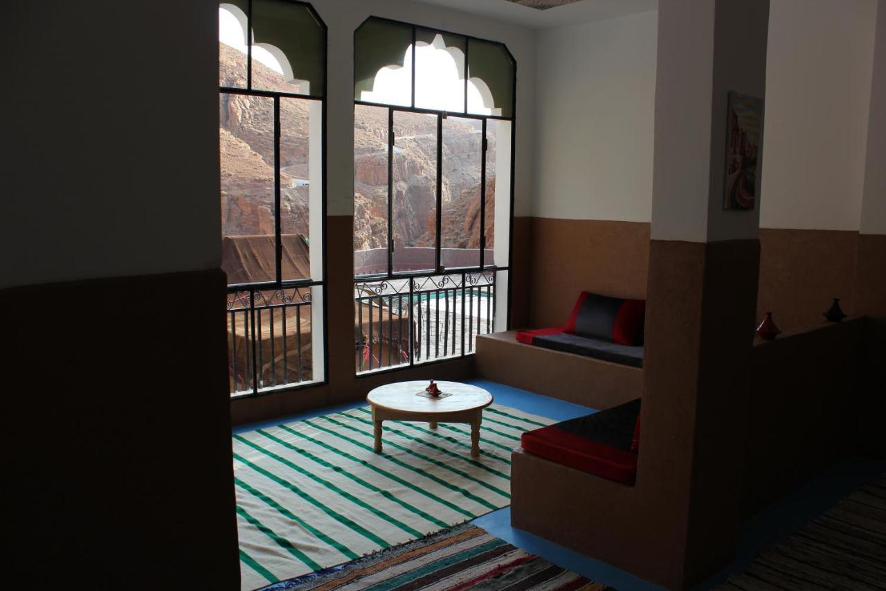 Kasbah Lucas Hostel Akhendachou n'Ait Ouffi ภายนอก รูปภาพ